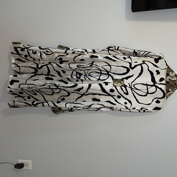 Ask for measurements - Picture 3 of 3